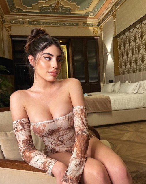 konyaescortsinem Konya Escort Sinem Yalnızlığıma Son Verin ve Benimle Büyülü Bir Gece Geçirin